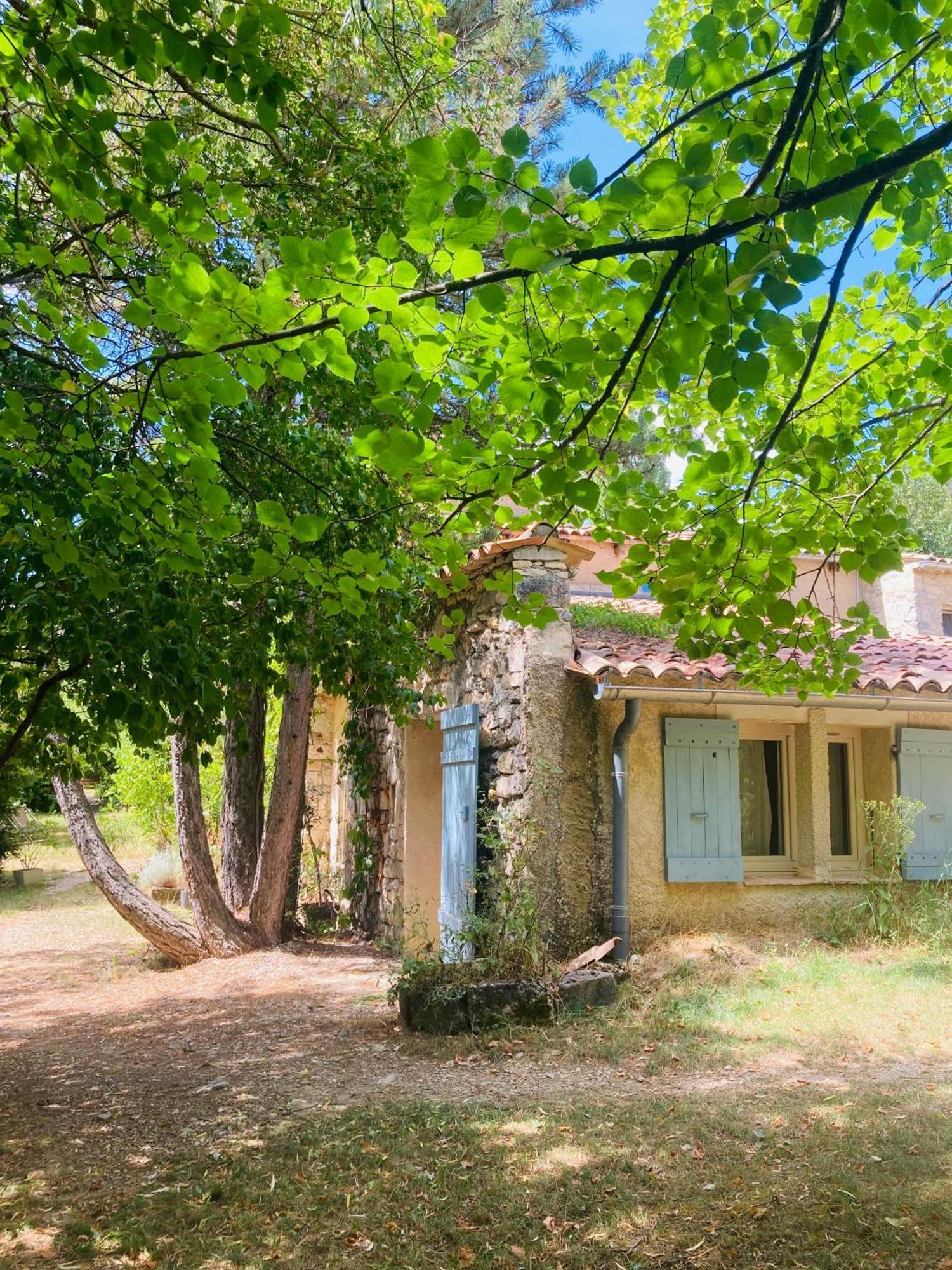 Le Moulin De La Viorne, Gite Avec Piscine Au Coeur De La Nature En Haute-Provence Les Omergues Экстерьер фото